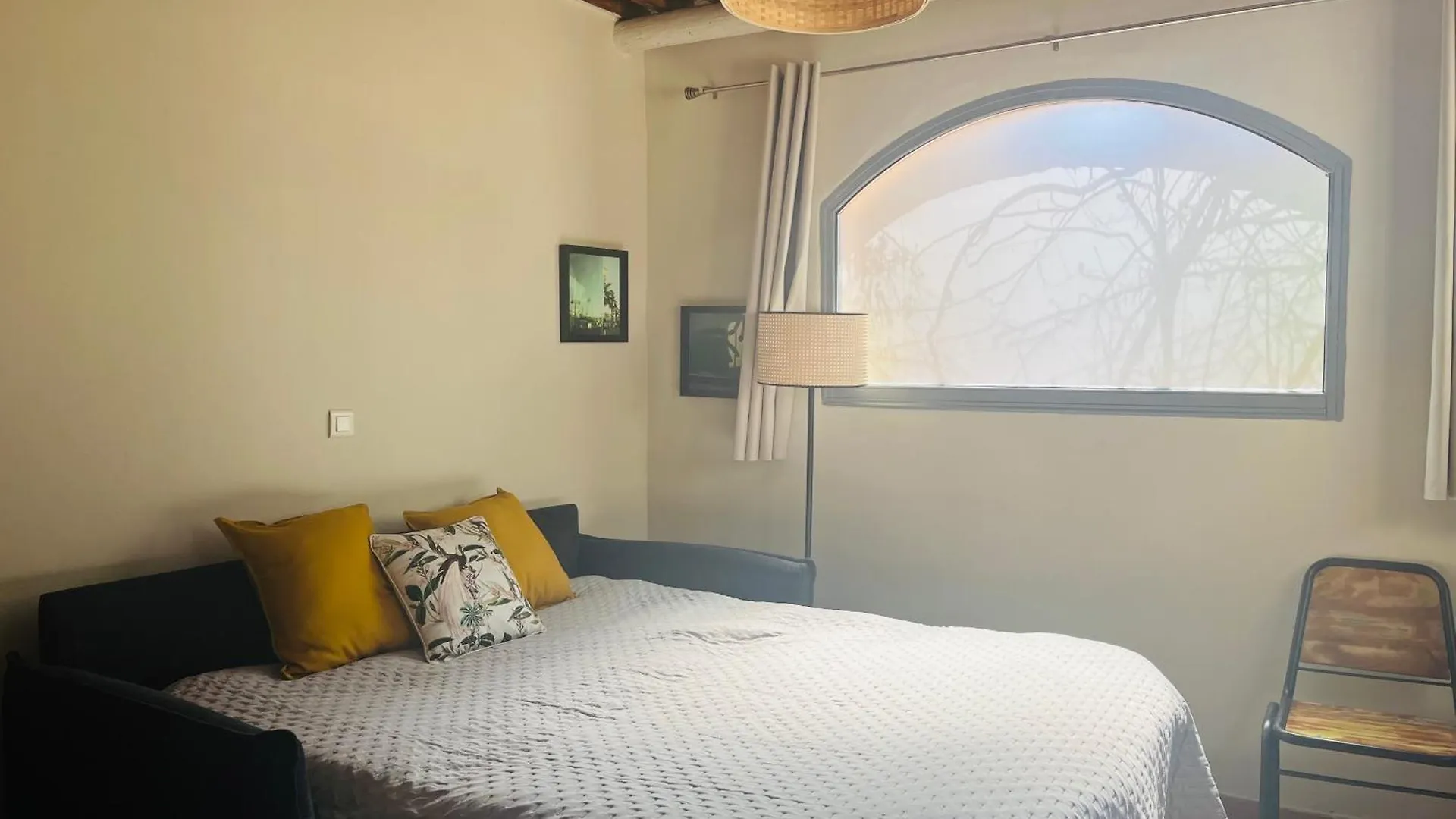 Holiday home T1 Au Pied Du Garlaban 30 Minutes De Cassis Villa Roquevaire